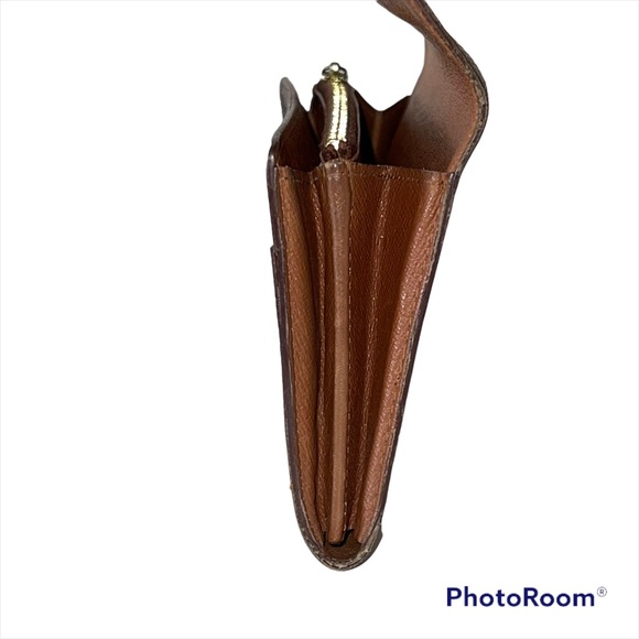 Authentic Louis Vuitton long wallet - Picture 12 of 15